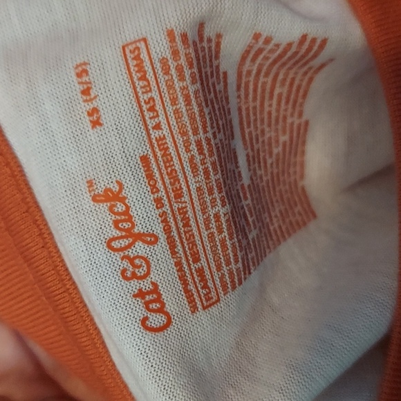 🍓 5/$5 • Cat & Jack • PJ Shirt - Picture 2 of 3